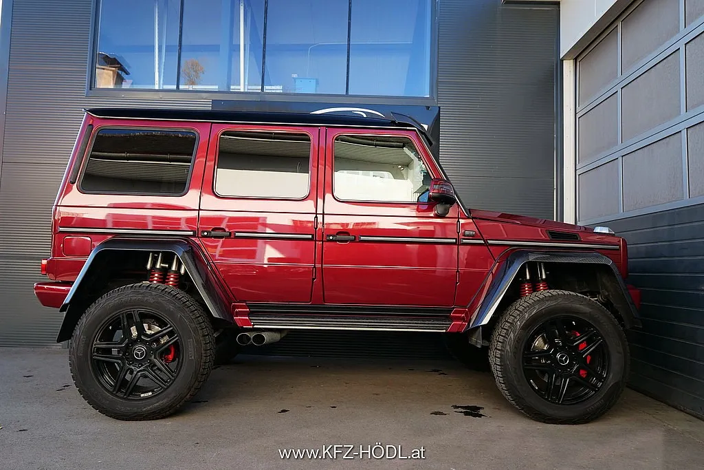 Mercedes-Benz G500 4X4² Image 5